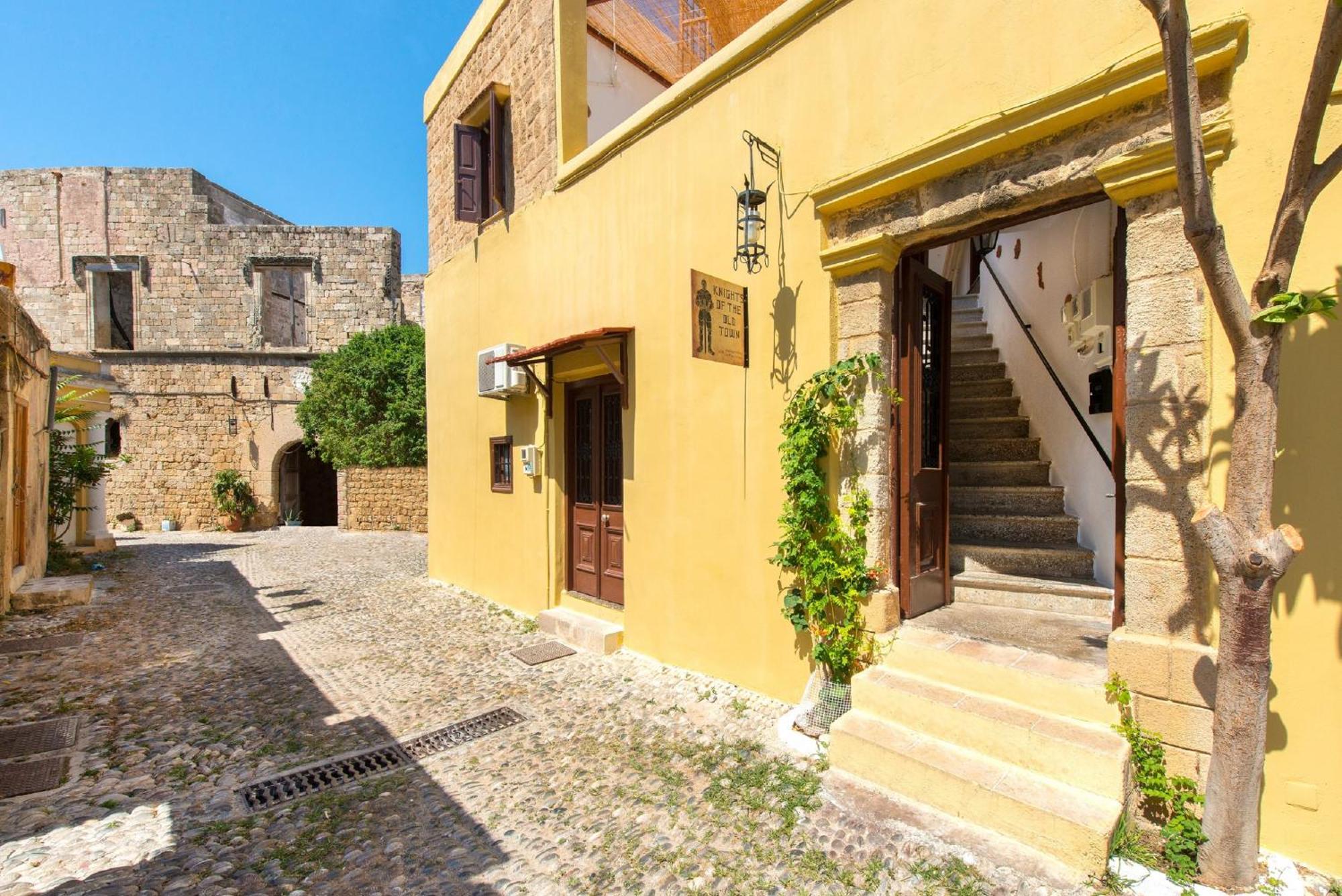 Knights Of Old Town Apartment Rhodes City ภายนอก รูปภาพ