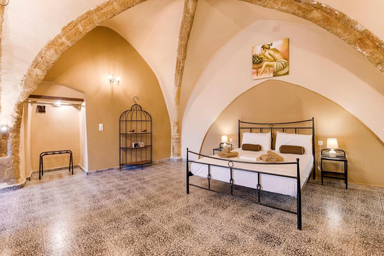 Knights Of Old Town Apartment Rhodes City ภายนอก รูปภาพ