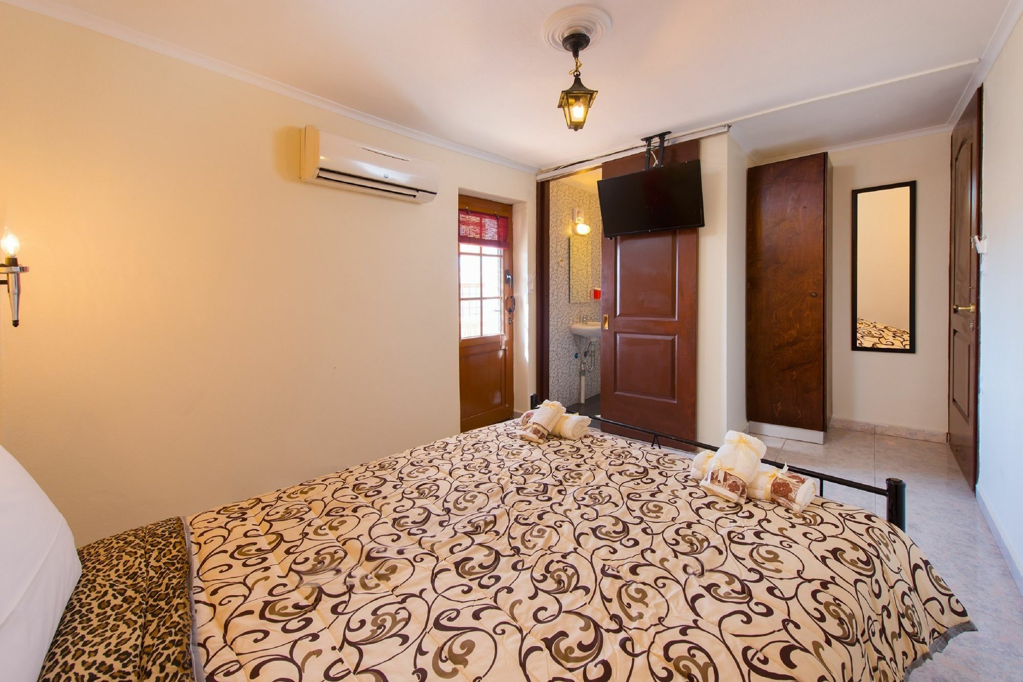 Knights Of Old Town Apartment Rhodes City ภายนอก รูปภาพ